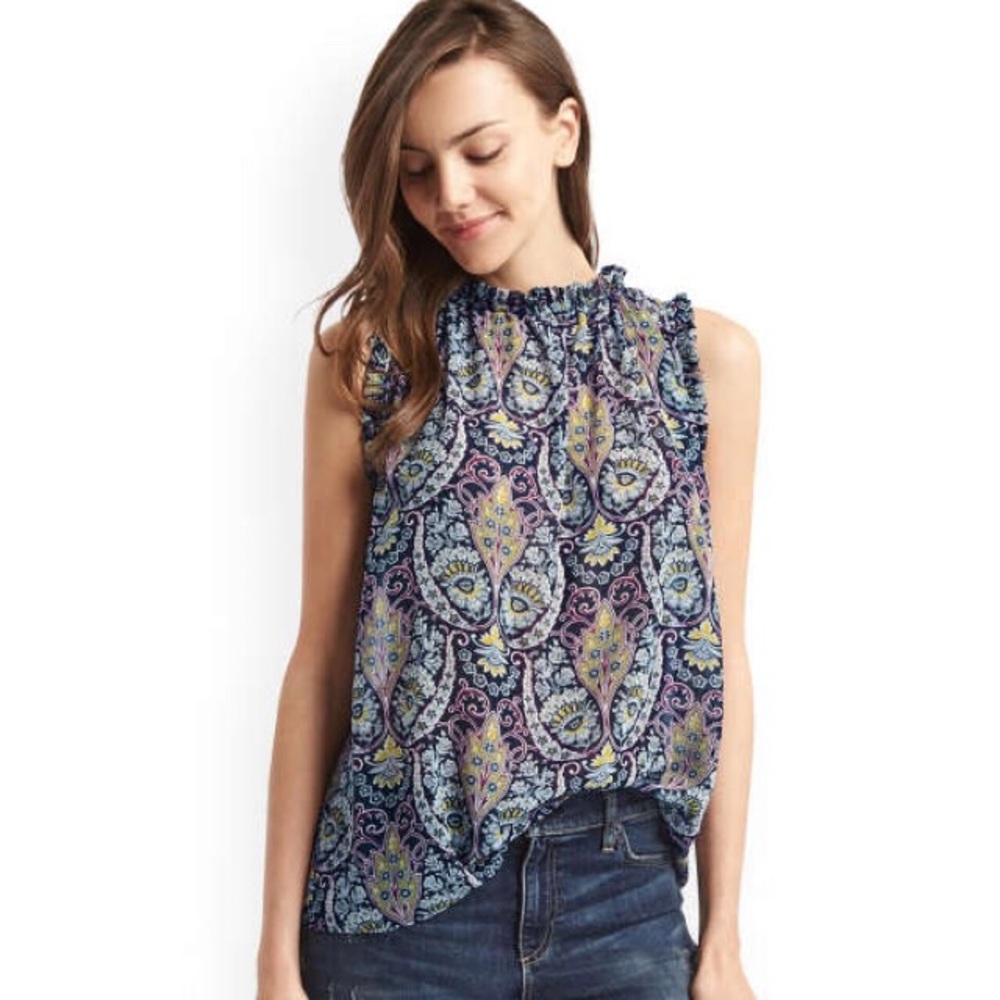 NWOT Gap Paisley Mock Neck Top